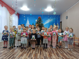 Акция "Елочка - красавица".